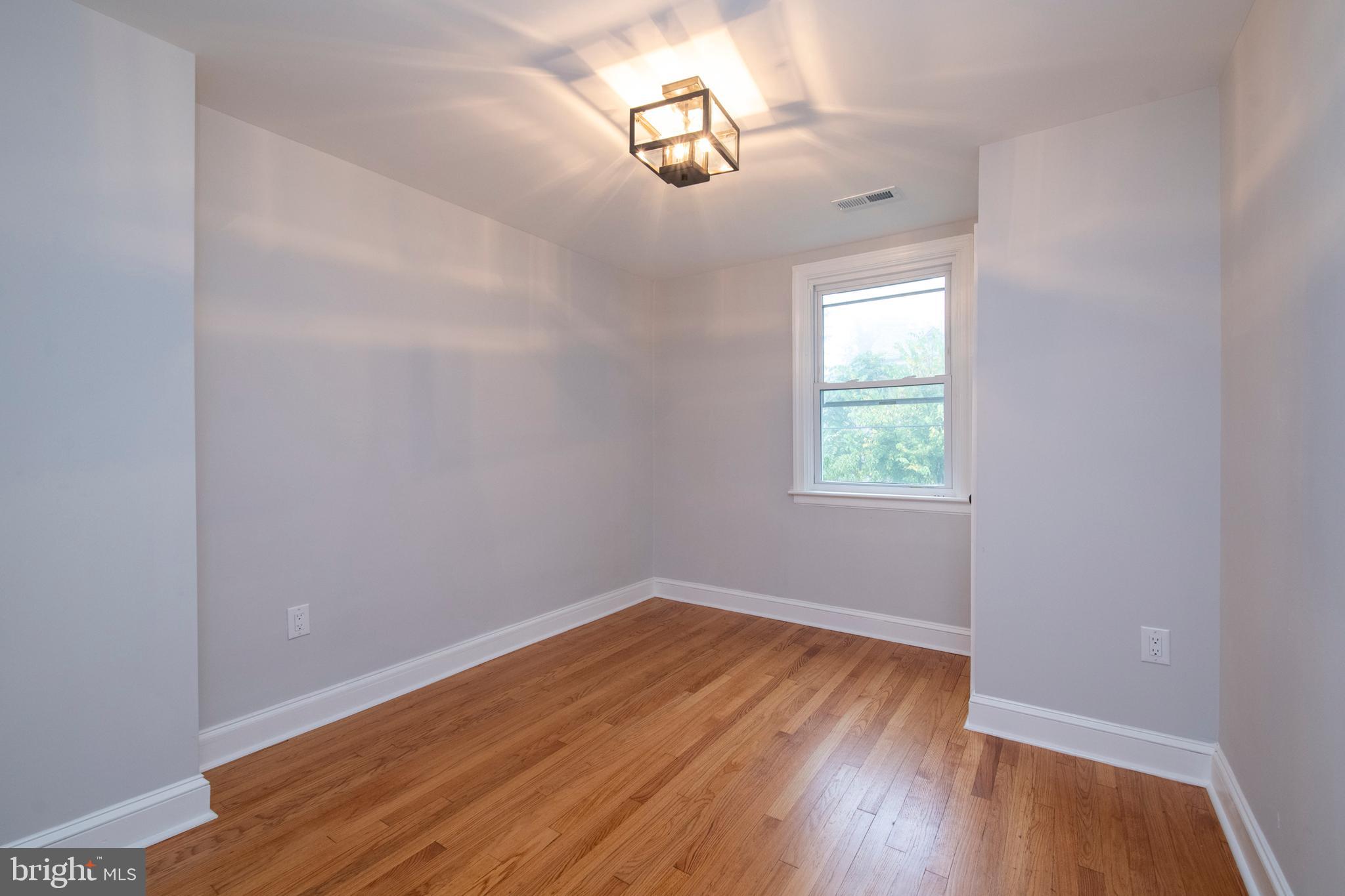 3902 Yolando Road Baltimore, MD 21218 - Photo 22 of 32