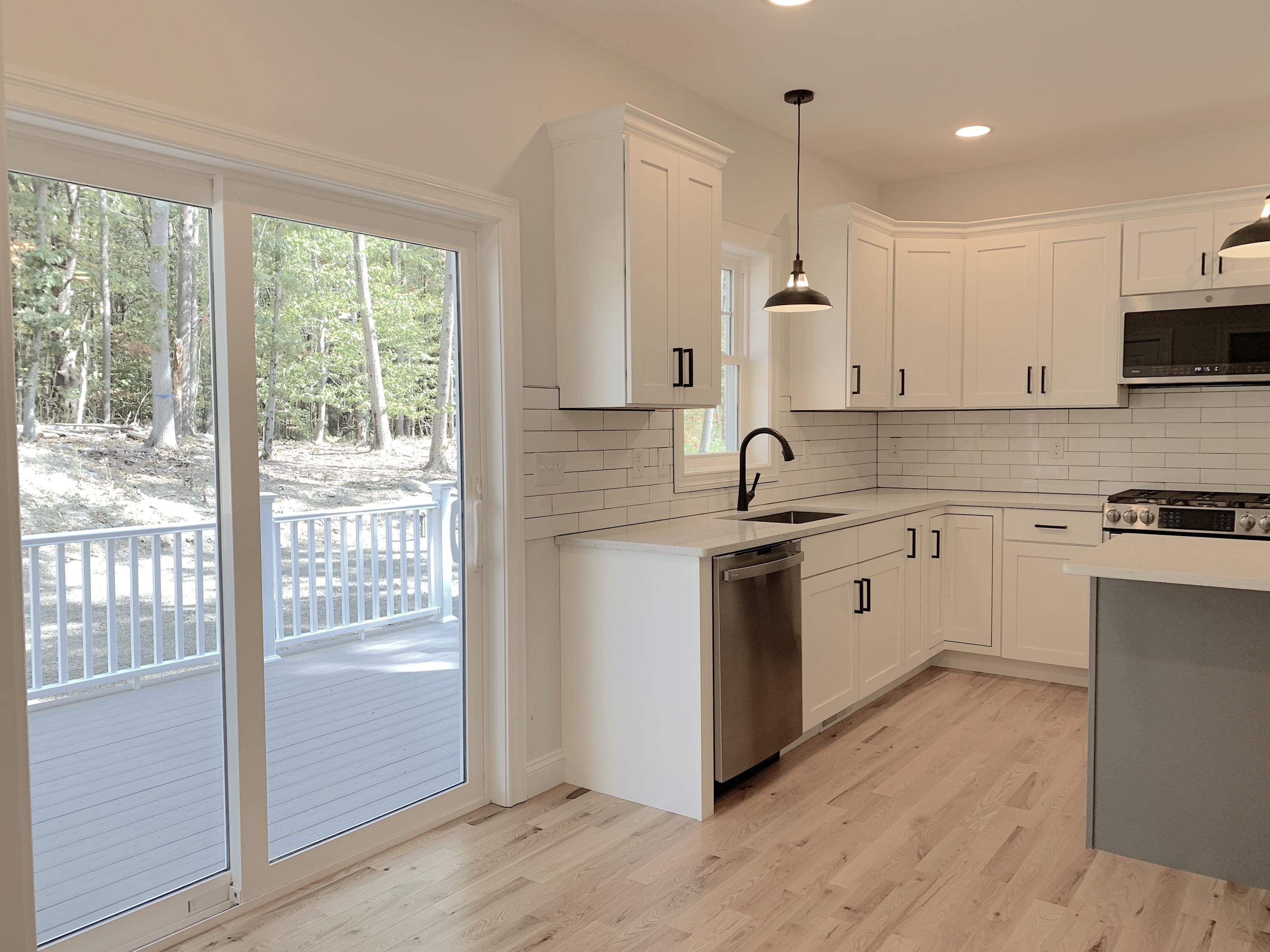 15 Miller Road Kittery Point, ME 03905 - Photo 3 of 24 Kitchen