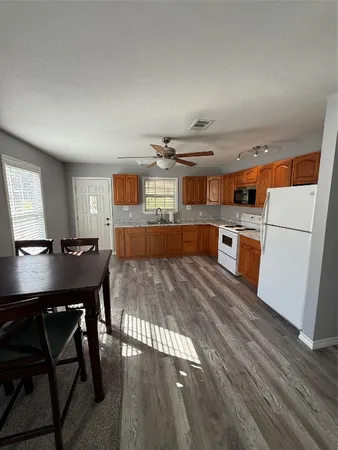 $123,900 | 211 North Frances Avenue, Shepherd, TX 77371