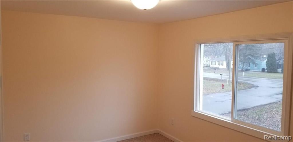 19404 Inkster Road Redford, MI 48240 - Photo 12 of 25