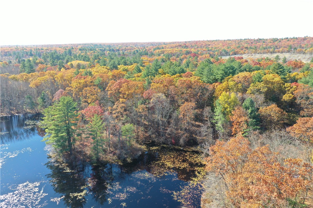 450 Log Road Smithfield, RI 02917 - Photo 18 of 49