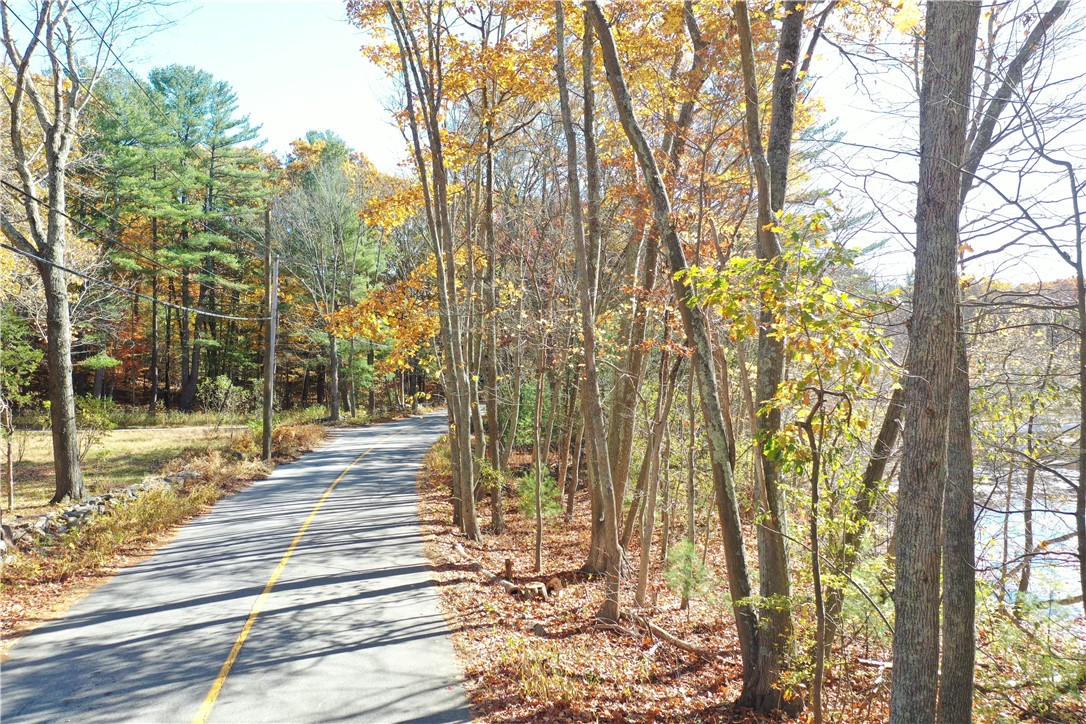 450 Log Road Smithfield, RI 02917 - Photo 20 of 49