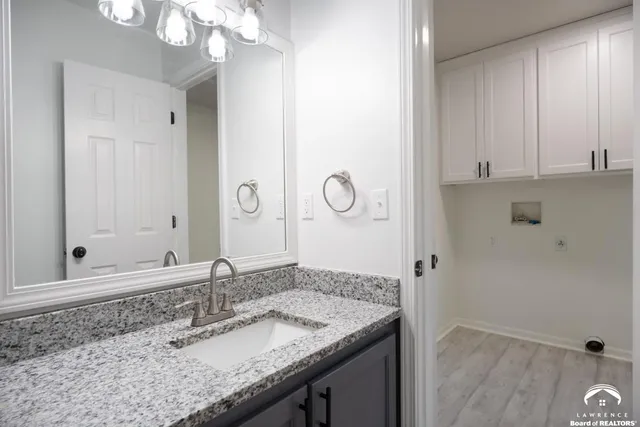 $345,000 | 5183 Cherokee Lane, McLouth, KS 66054