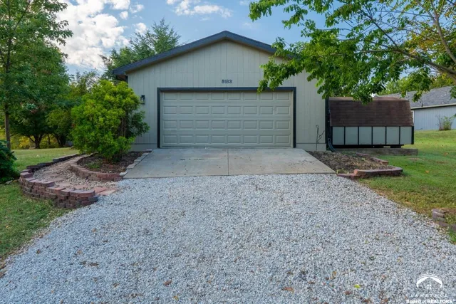 $345,000 | 5183 Cherokee Lane, McLouth, KS 66054