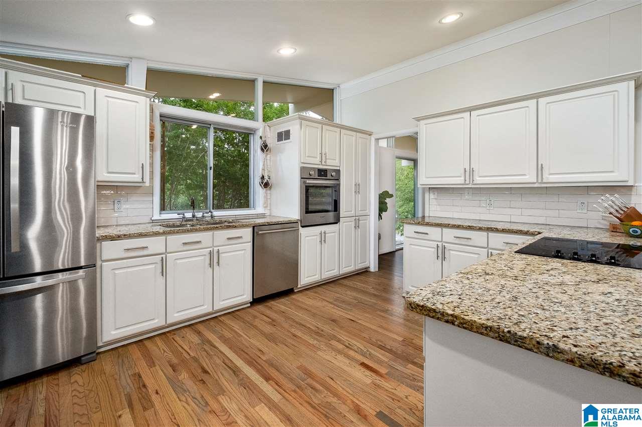 1842 Canyon Road Birmingham, AL 35216 - Photo 14 of 33