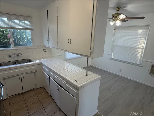 $2,295 | 18127 Roscoe Boulevard, Unit 1, Northridge, CA 91325