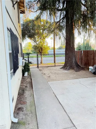 $2,295 | 18127 Roscoe Boulevard, Unit 1, Northridge, CA 91325
