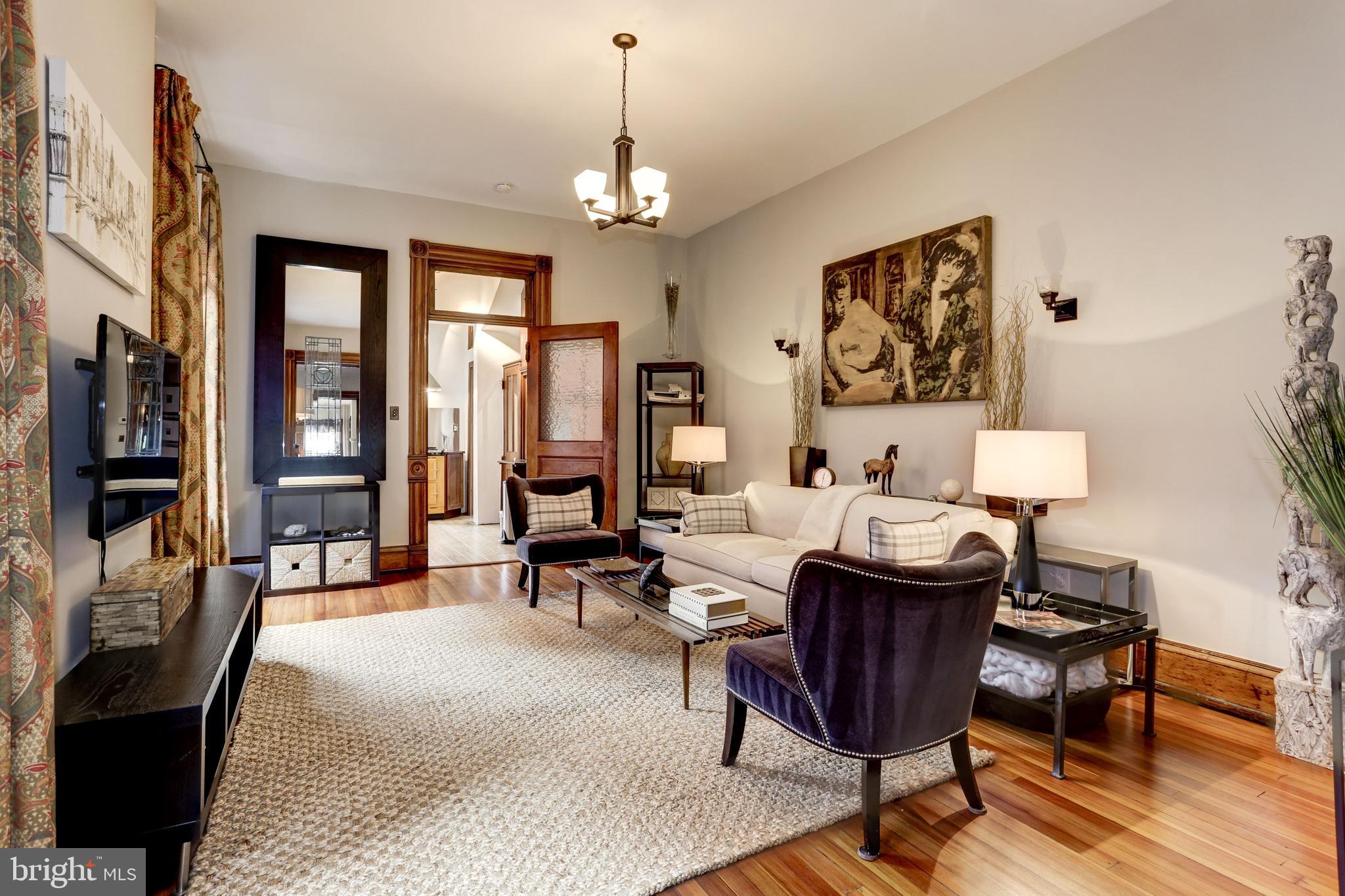 1410 15th Street Northwest Washington, DC 20005 - Photo 14 of 50 The original millwork is in pristine condition