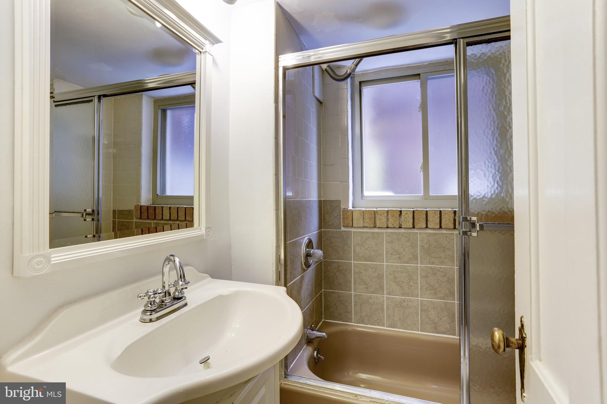 1410 15th Street Northwest Washington, DC 20005 - Photo 36 of 50 In-Law suite offers the third full bathroom