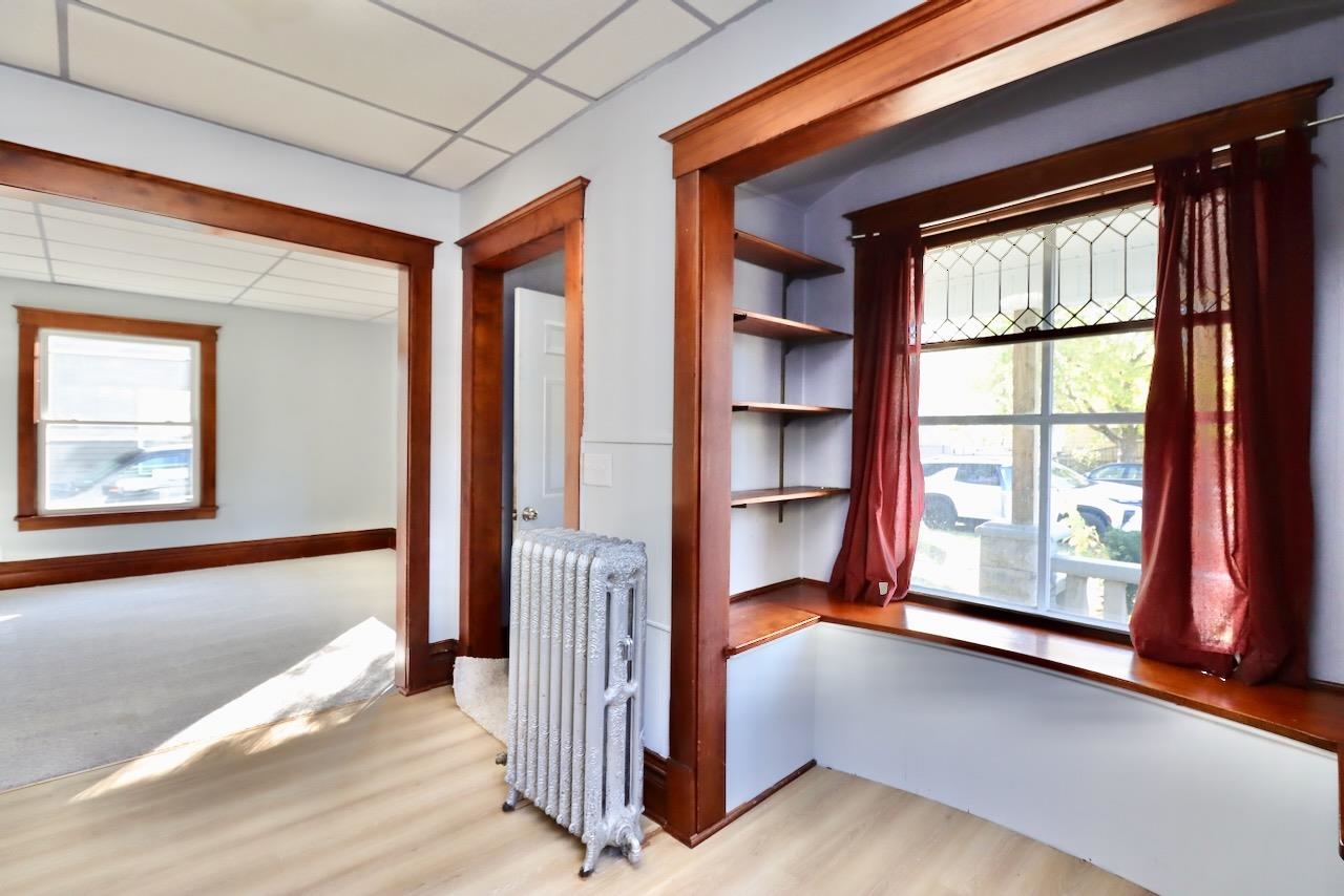 1227 Bluff Street Beloit, WI 53511 - Photo 5 of 21