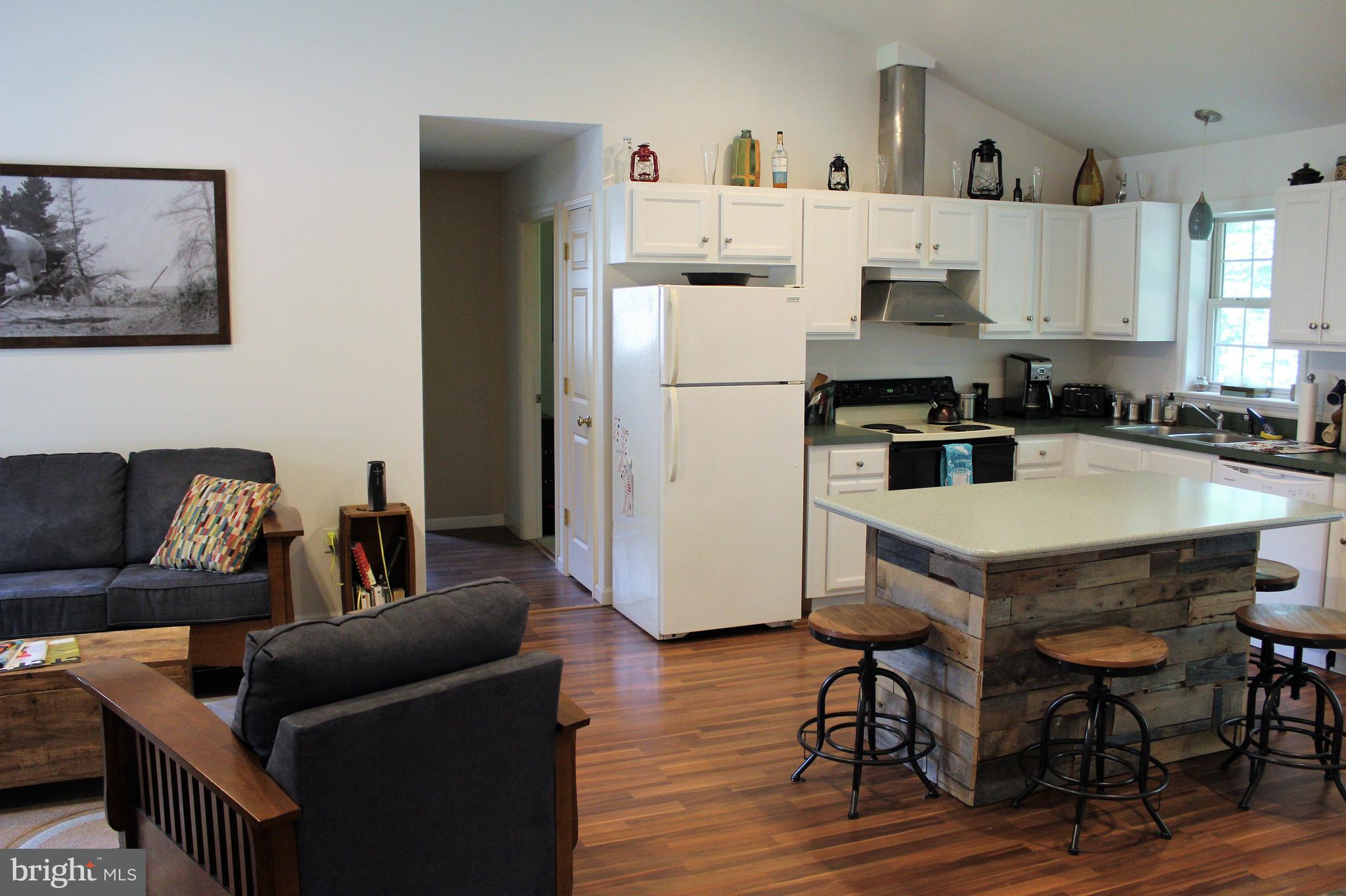 25 Riverside Avenue Lancaster, PA 17602 - Photo 3 of 31 Gallery Image 3