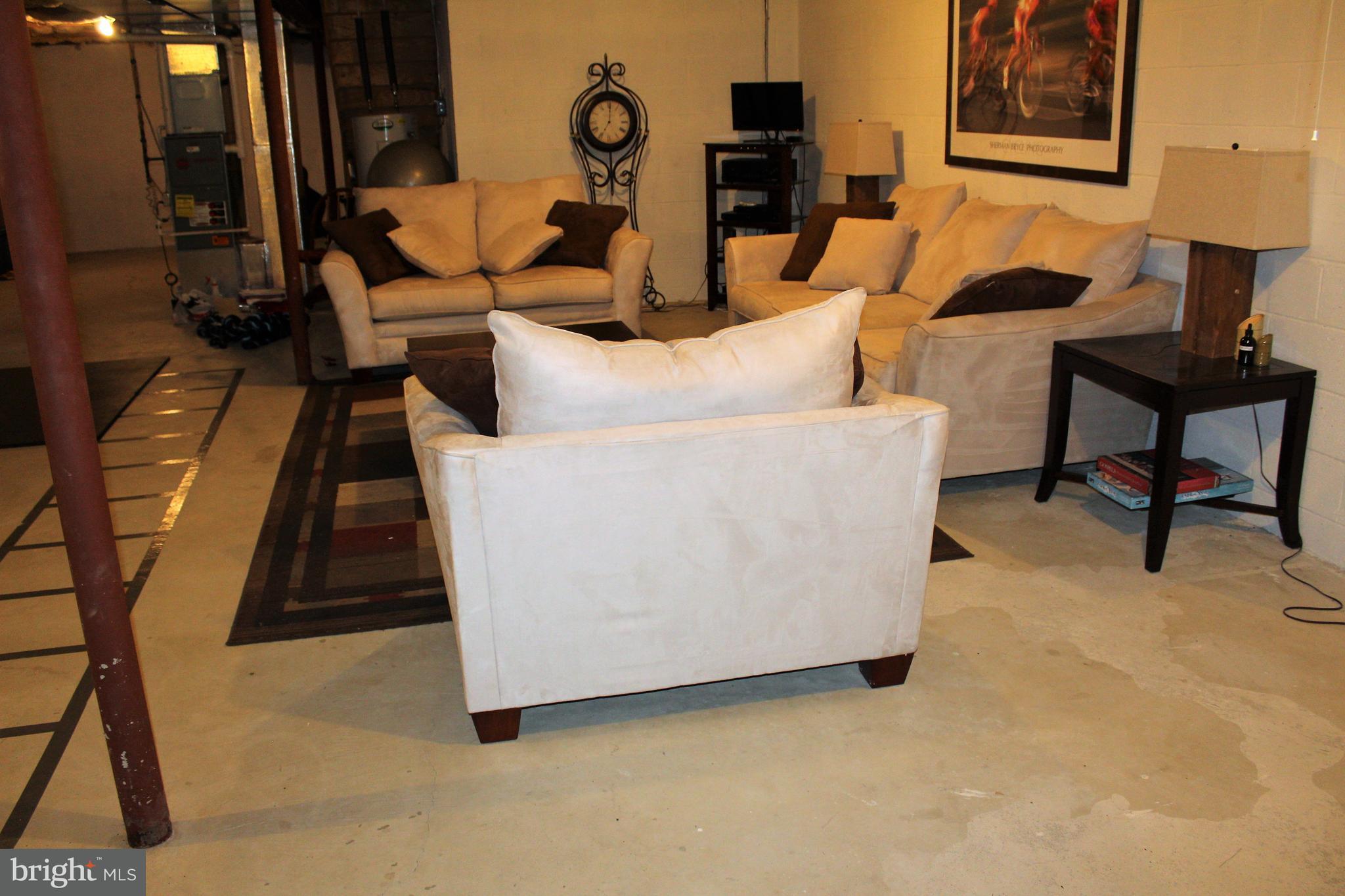 25 Riverside Avenue Lancaster, PA 17602 - Photo 21 of 31 Gallery Image 21