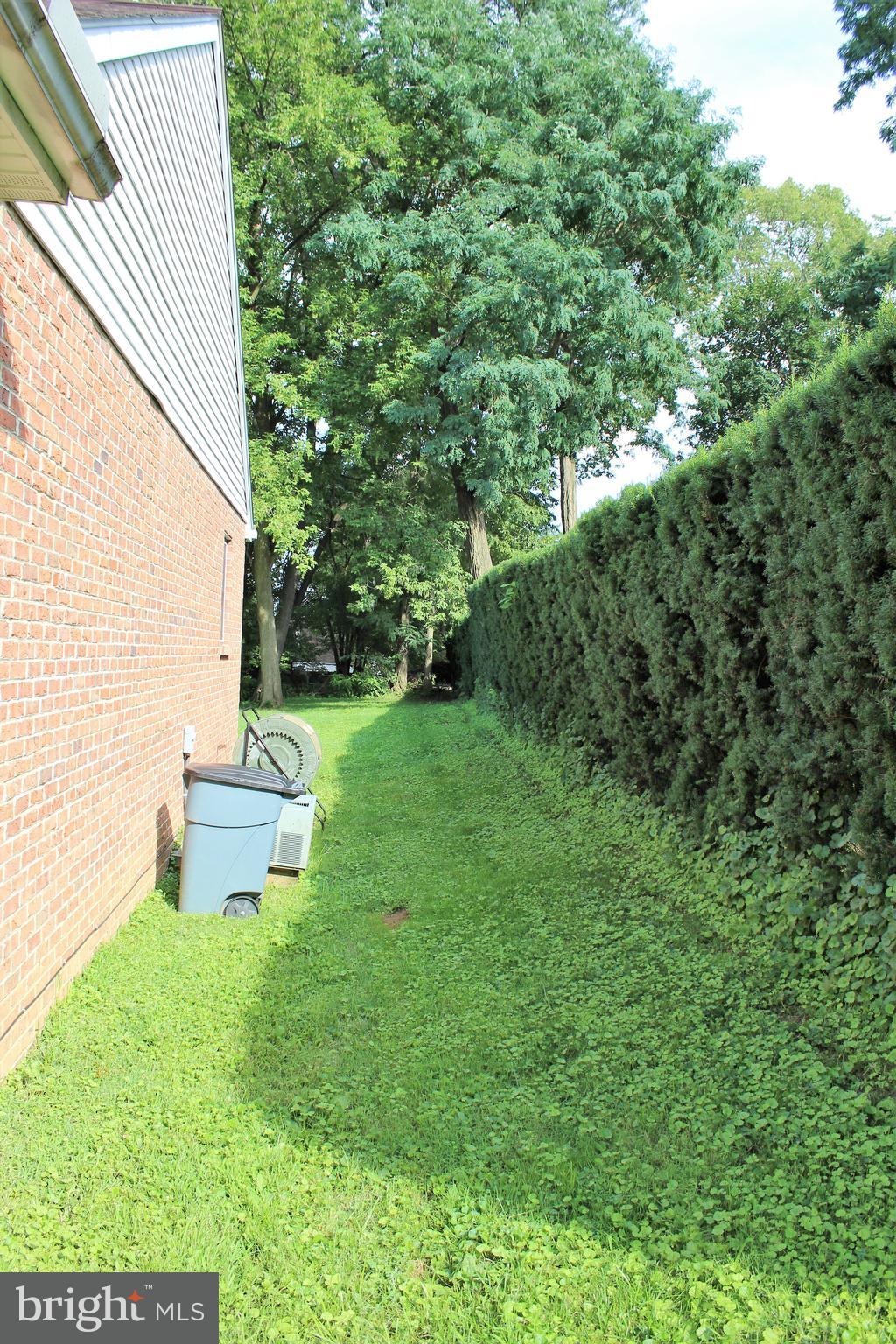 25 Riverside Avenue Lancaster, PA 17602 - Photo 24 of 31 Gallery Image 24