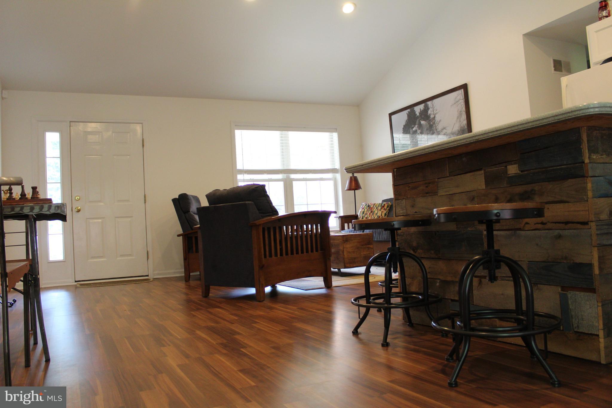 25 Riverside Avenue Lancaster, PA 17602 - Photo 4 of 31 Gallery Image 4