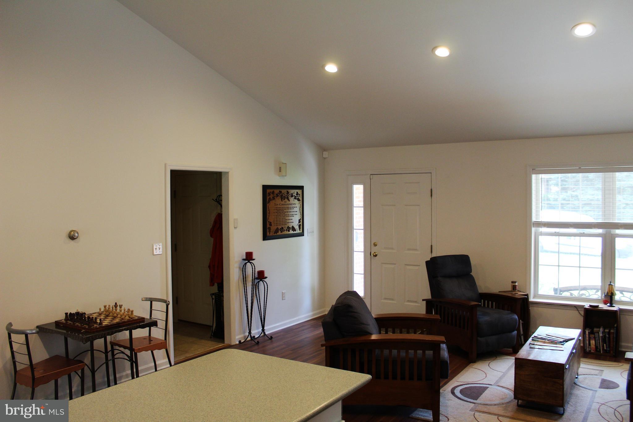 25 Riverside Avenue Lancaster, PA 17602 - Photo 6 of 31 Gallery Image 6
