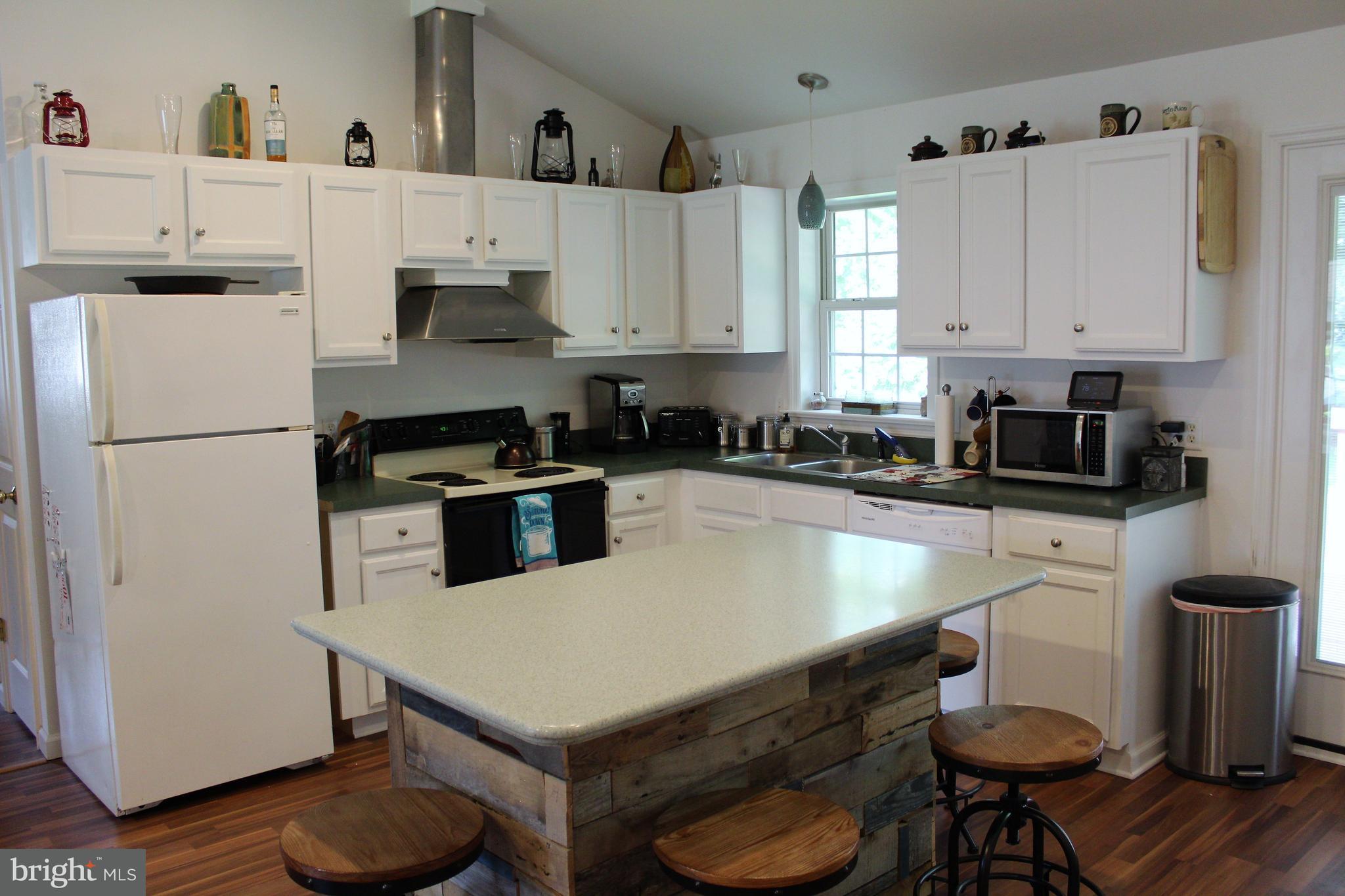 25 Riverside Avenue Lancaster, PA 17602 - Photo 7 of 31 Gallery Image 7