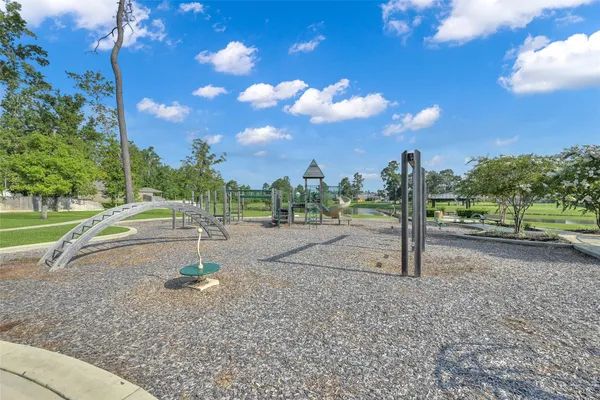 $2,350 | 52 Ashe Juniper Way, Magnolia, TX 77354