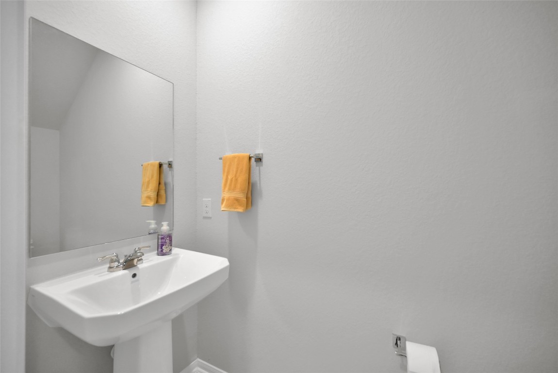 52 Ashe Juniper Way Magnolia, TX 77354 - Photo 6 of 38