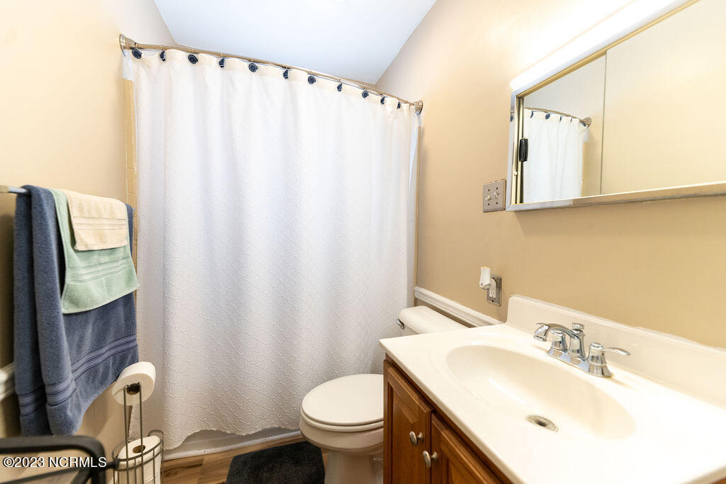 217 Emperor Landing Road Edenton, NC 27932 - Photo 20 of 32 Bathroom