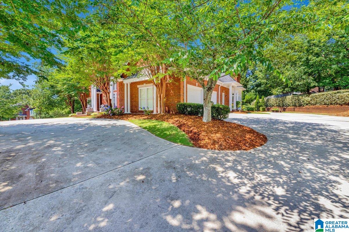 505 Ryding Circle Trussville, AL 35173 - Photo 6 of 92