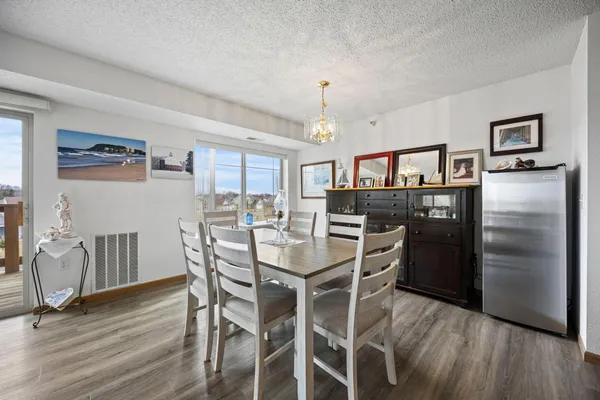 $72,500 | 2155 6th Lane Southeast, Unit 202, Cambridge, MN 55008