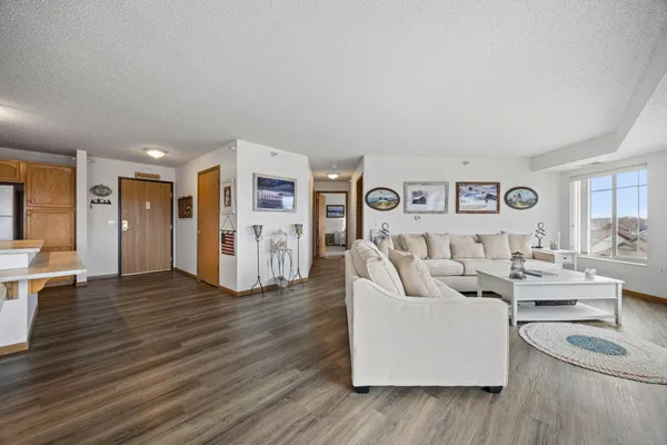 $72,500 | 2155 6th Lane Southeast, Unit 202, Cambridge, MN 55008