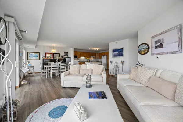 $72,500 | 2155 6th Lane Southeast, Unit 202, Cambridge, MN 55008