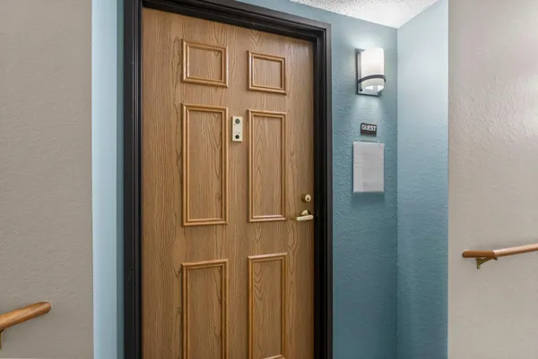 $72,500 | 2155 6th Lane Southeast, Unit 202, Cambridge, MN 55008