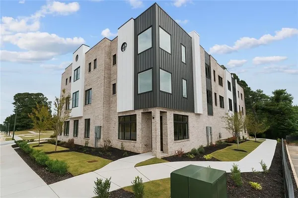 $595,000 | 1968 8th Street, Unit 6, Atlanta, GA 30341