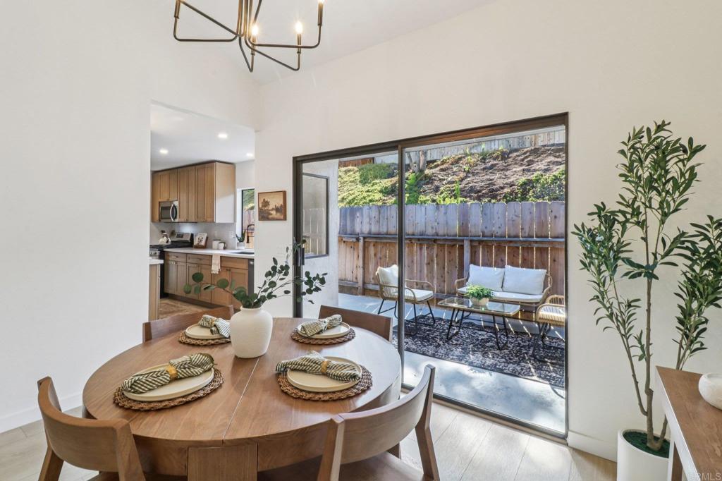 737 Nob Circle Vista, CA 92084 - Photo 7 of 36