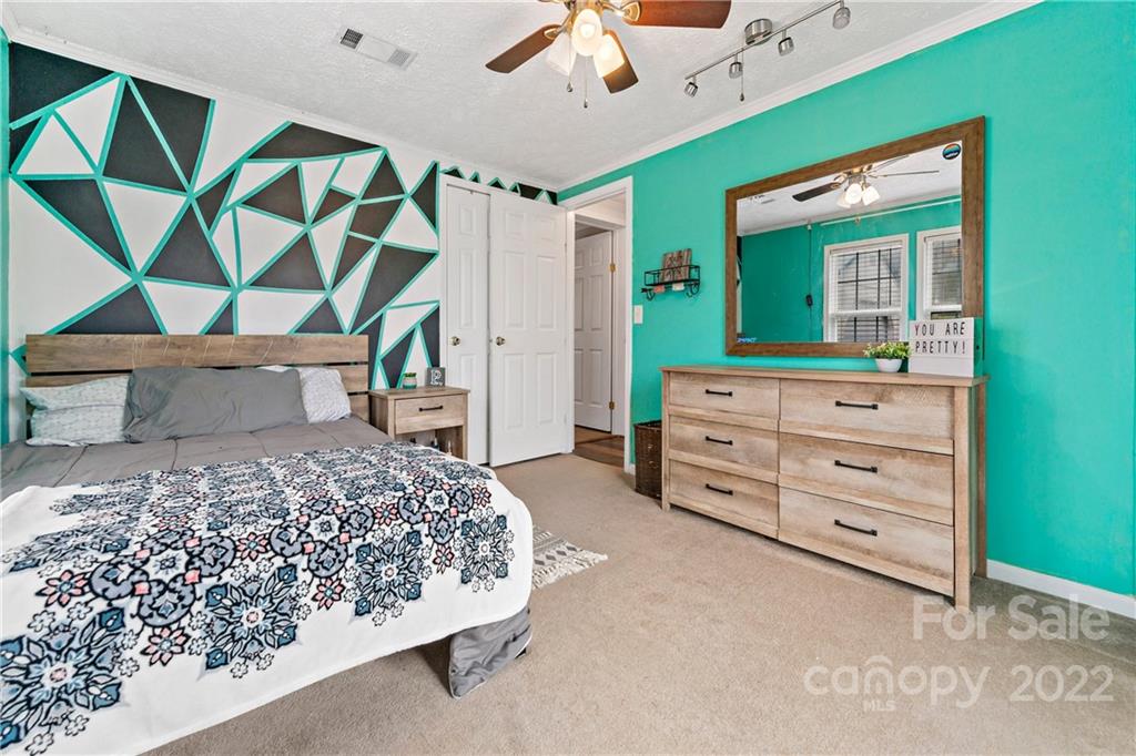 303 Walker Road Nebo, NC 28761 - Photo 25 of 33 Gallery Image 25