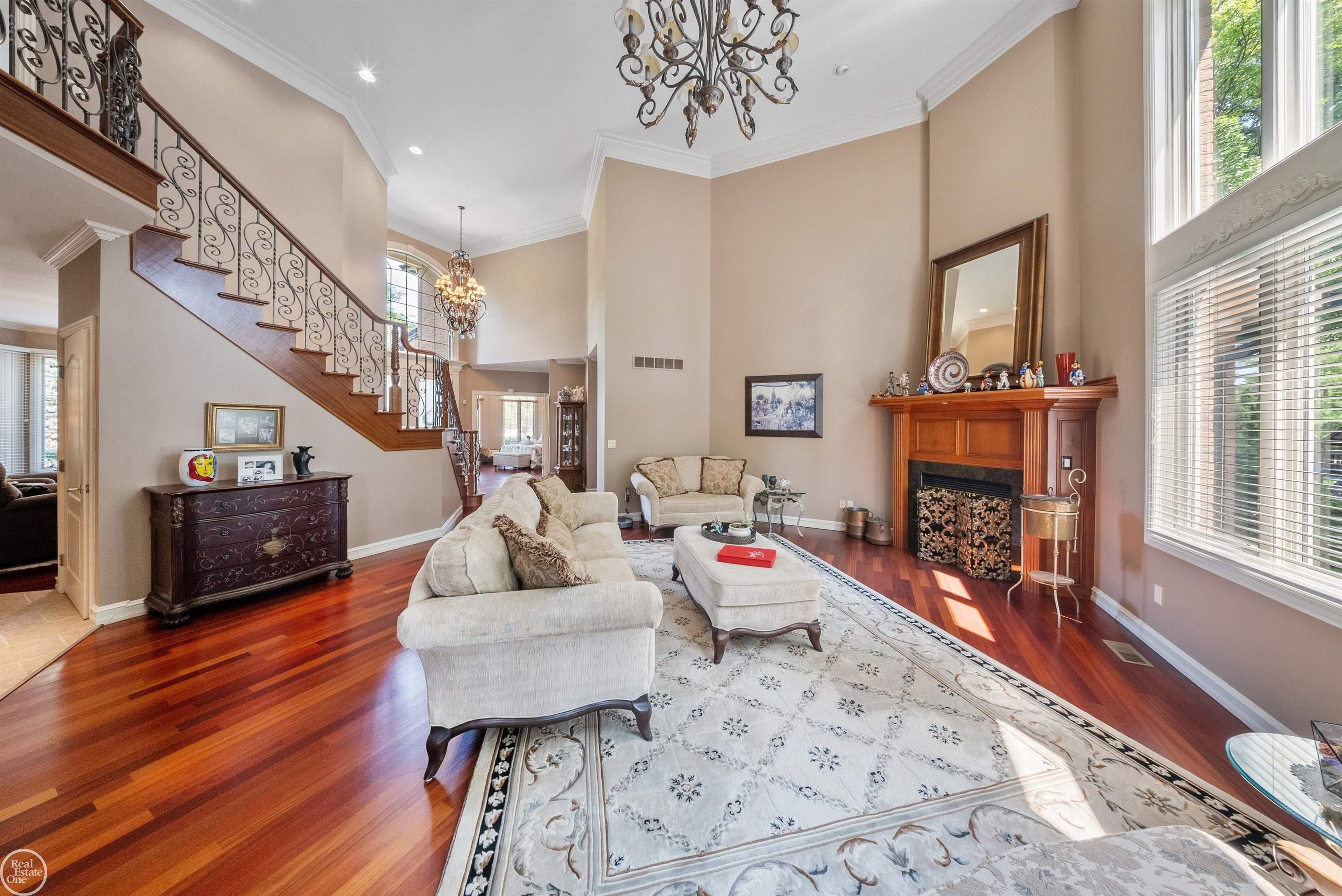 13046 Partridge Run Utica, MI 48315 - Photo 10 of 51