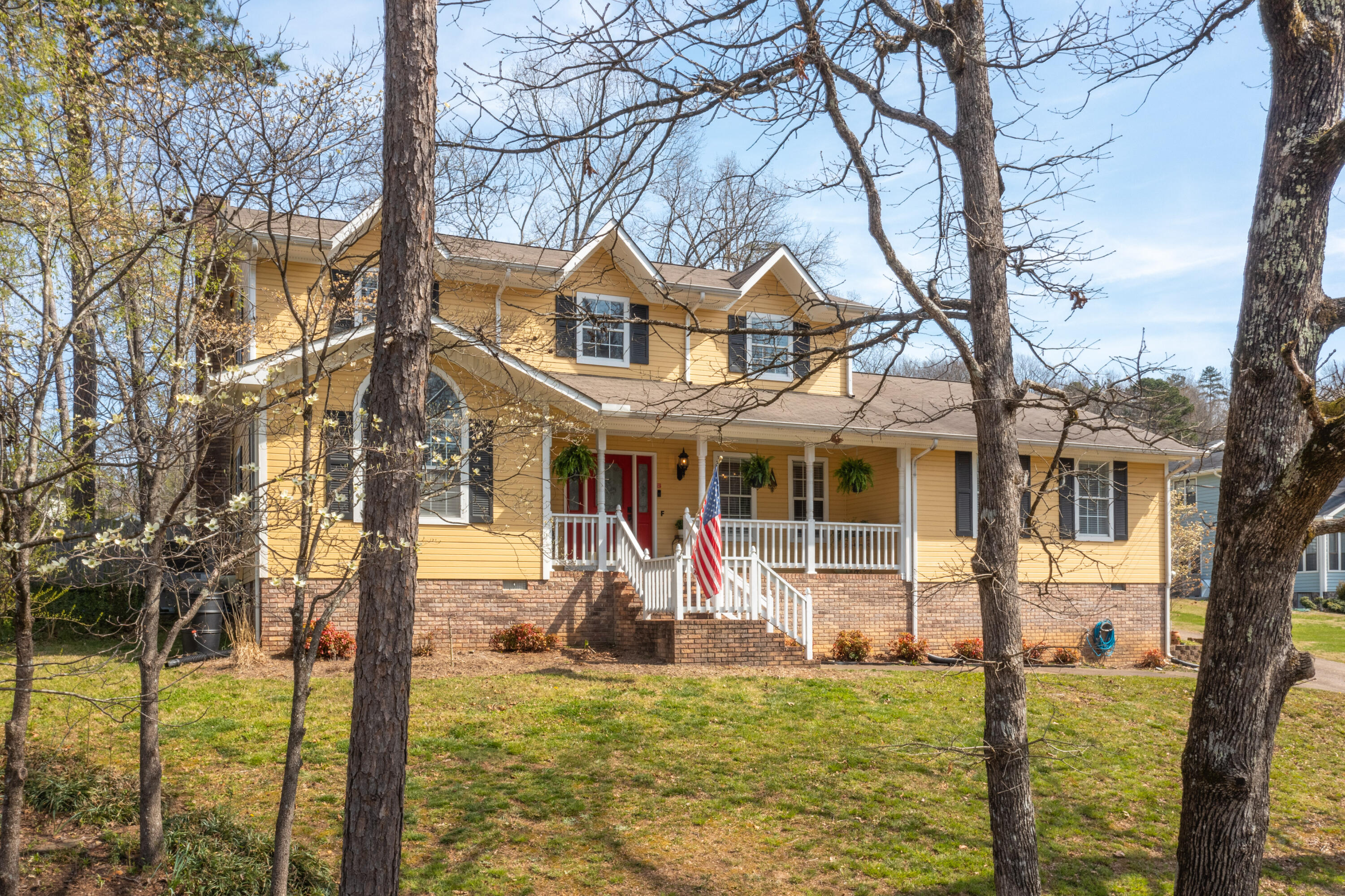 604 Hurricane Creek Road Chattanooga, TN 37421 - Photo 2 of 34 _604_Hurricane_Creek_Rd_0002