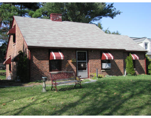 502 Plumtree Road Springfield, MA 01118 - Photo 1 of 2