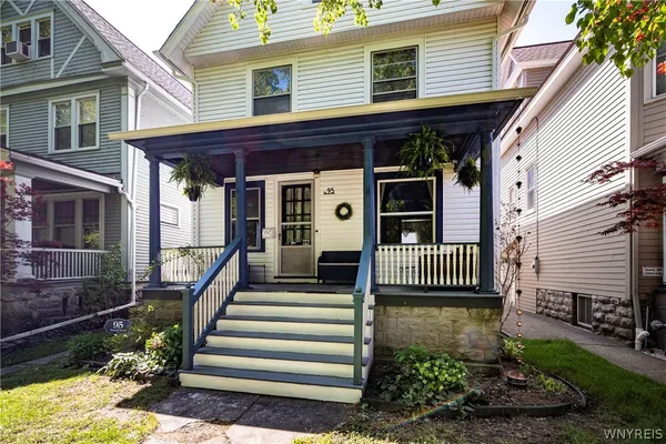 $2,200 | 95 Russell Street, Buffalo, NY 14214