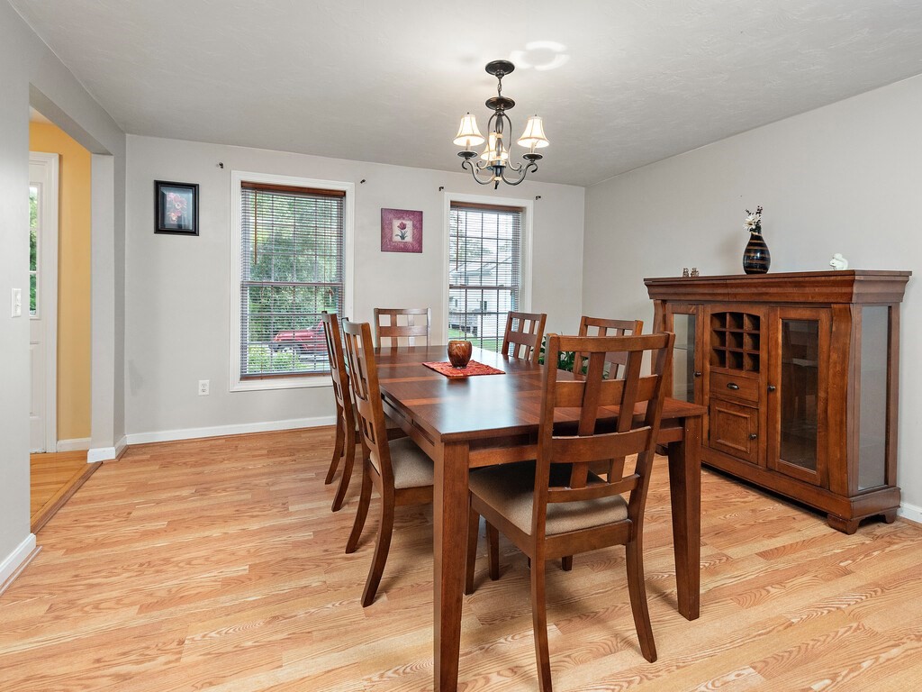 17 Pineview Road Dudley, MA 01571 - Photo 18 of 39 Gallery Image 18