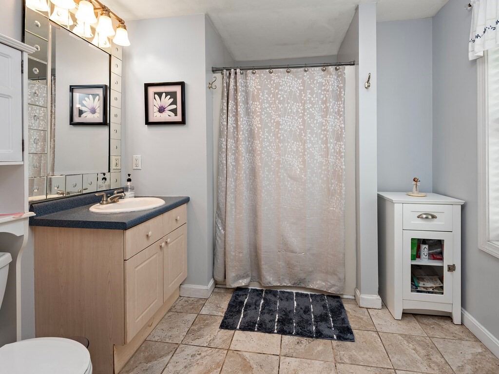 17 Pineview Road Dudley, MA 01571 - Photo 25 of 39 Gallery Image 25