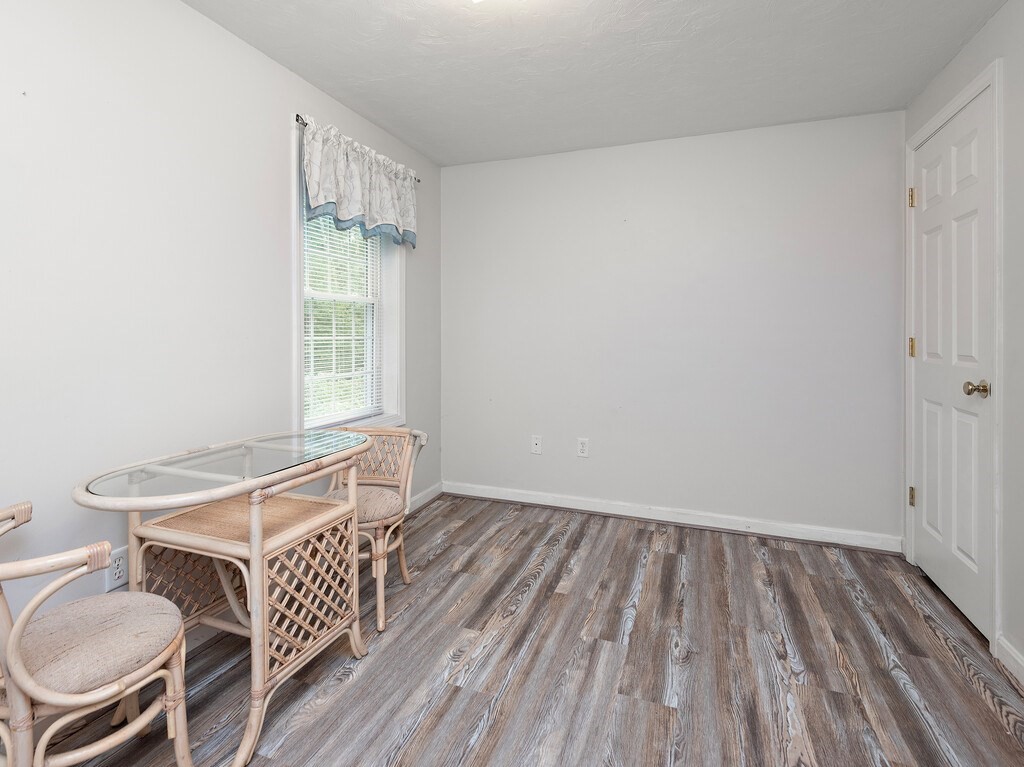 17 Pineview Road Dudley, MA 01571 - Photo 29 of 39 Gallery Image 29