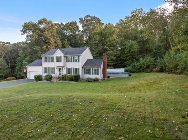 17 Pineview Road Dudley, MA 01571 - Photo 3 of 39 Gallery Image 3