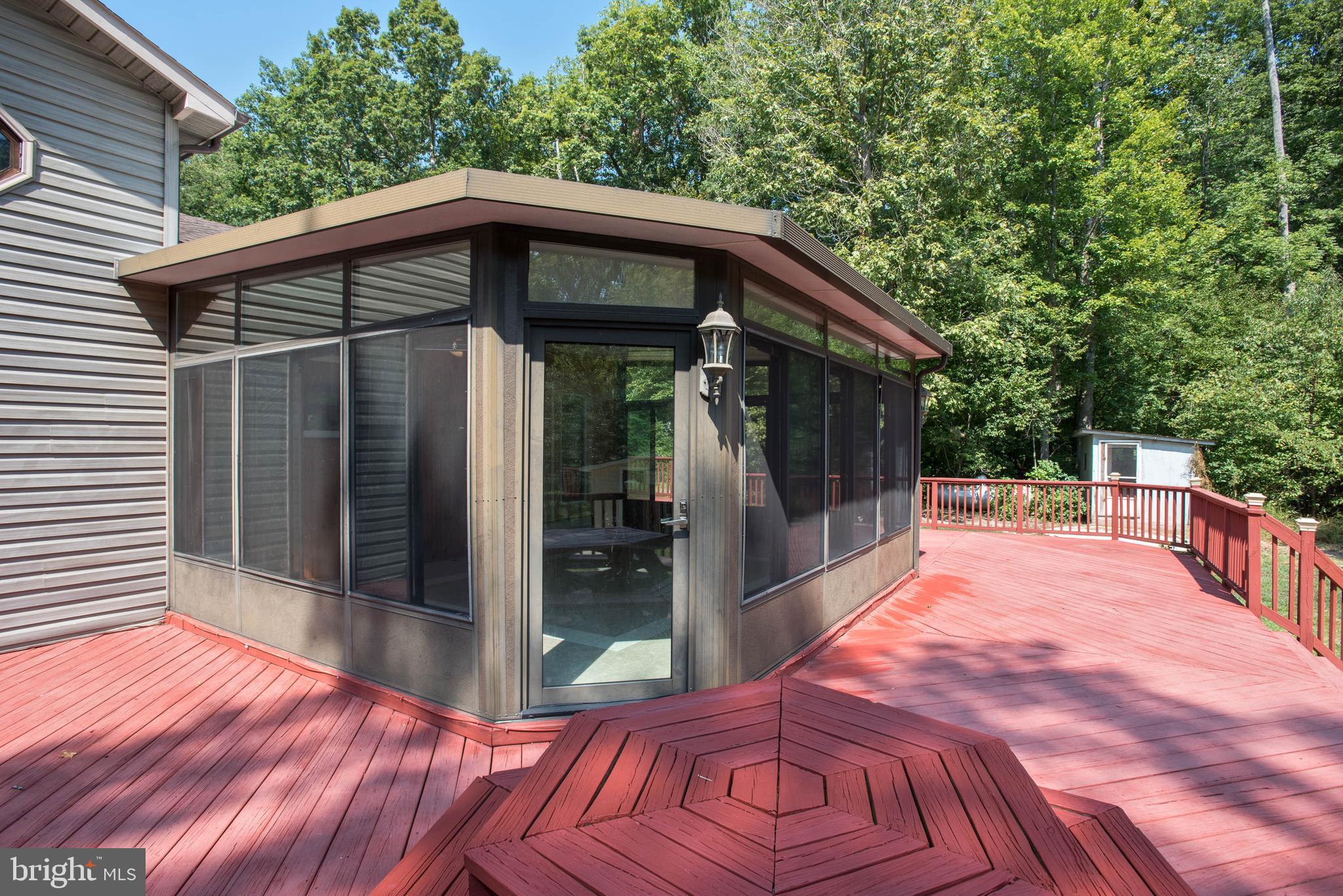 105 Eley Road Fredericksburg, VA 22406 - Photo 29 of 38 Deck