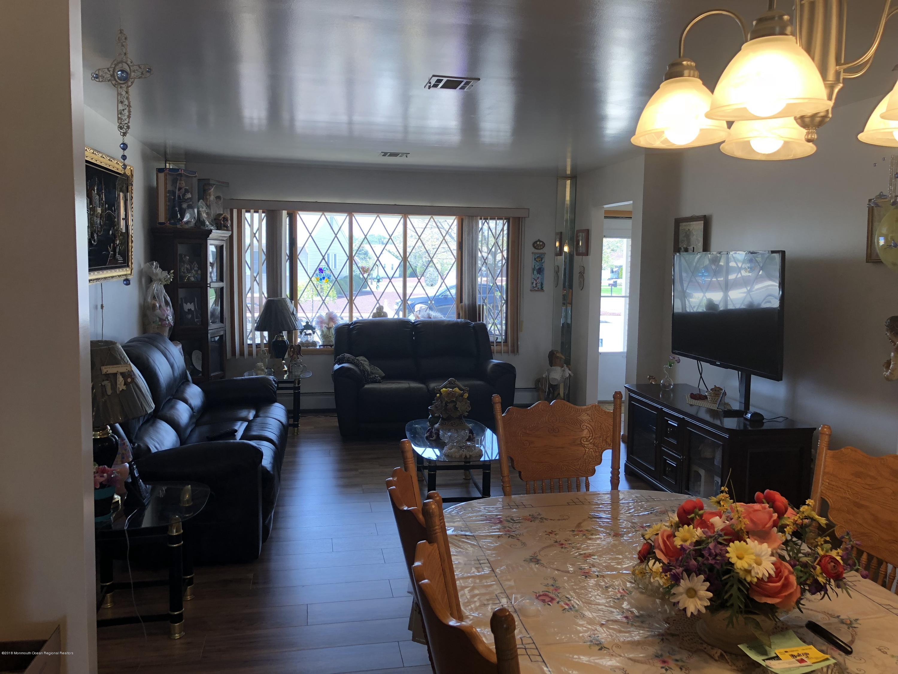 2 Mapleton Road Toms River, NJ 08757 - Photo 5 of 15 IMG_0088