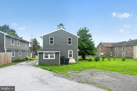 $379,000 | 1104 Old Swede Road, Douglassville, PA 19518