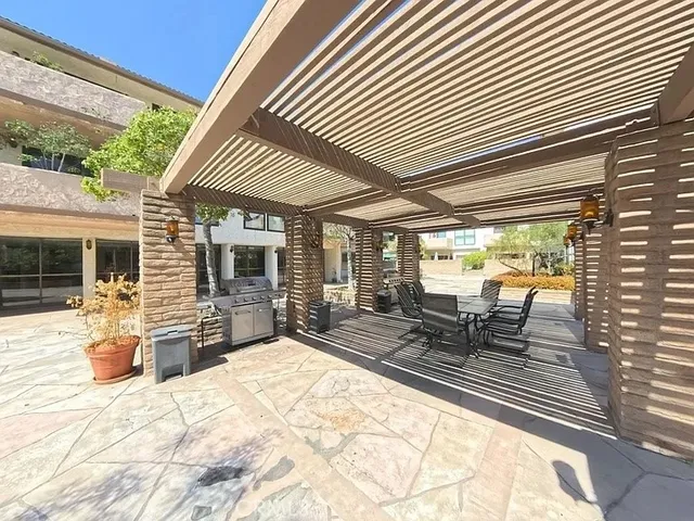$849,900 | 12300 Montecito Road, Unit 42, Seal Beach, CA 90740