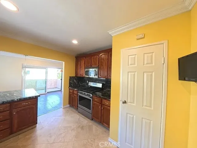 $849,900 | 12300 Montecito Road, Unit 42, Seal Beach, CA 90740