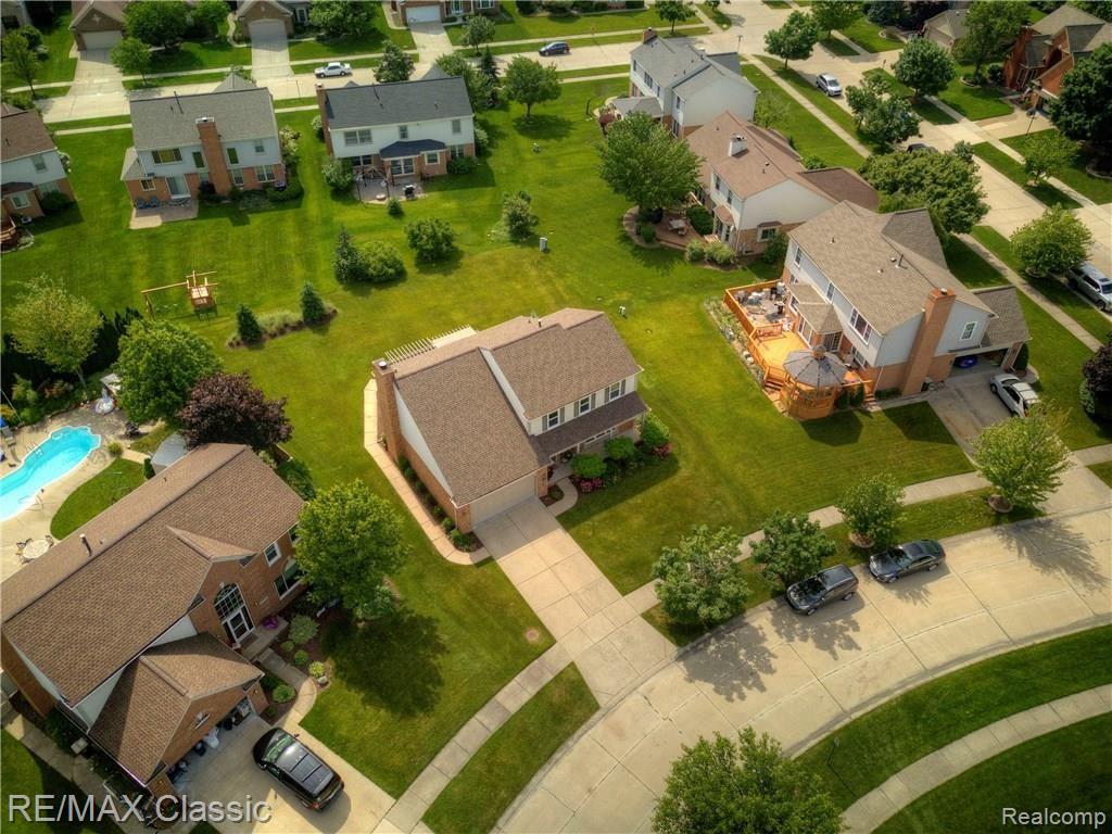 45717 Radnor Road Canton, MI 48187 - Photo 45 of 48