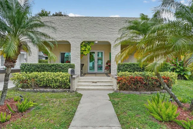 $899,000 | 1649 Southwest 11th Terrace, Miami, FL 33135