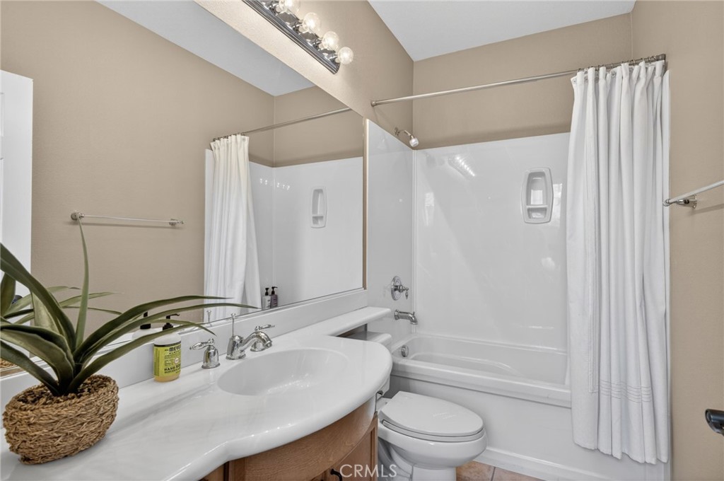 81074 Barrel Cactus Road La Quinta, CA 92253 - Photo 34 of 71 FULL BATH