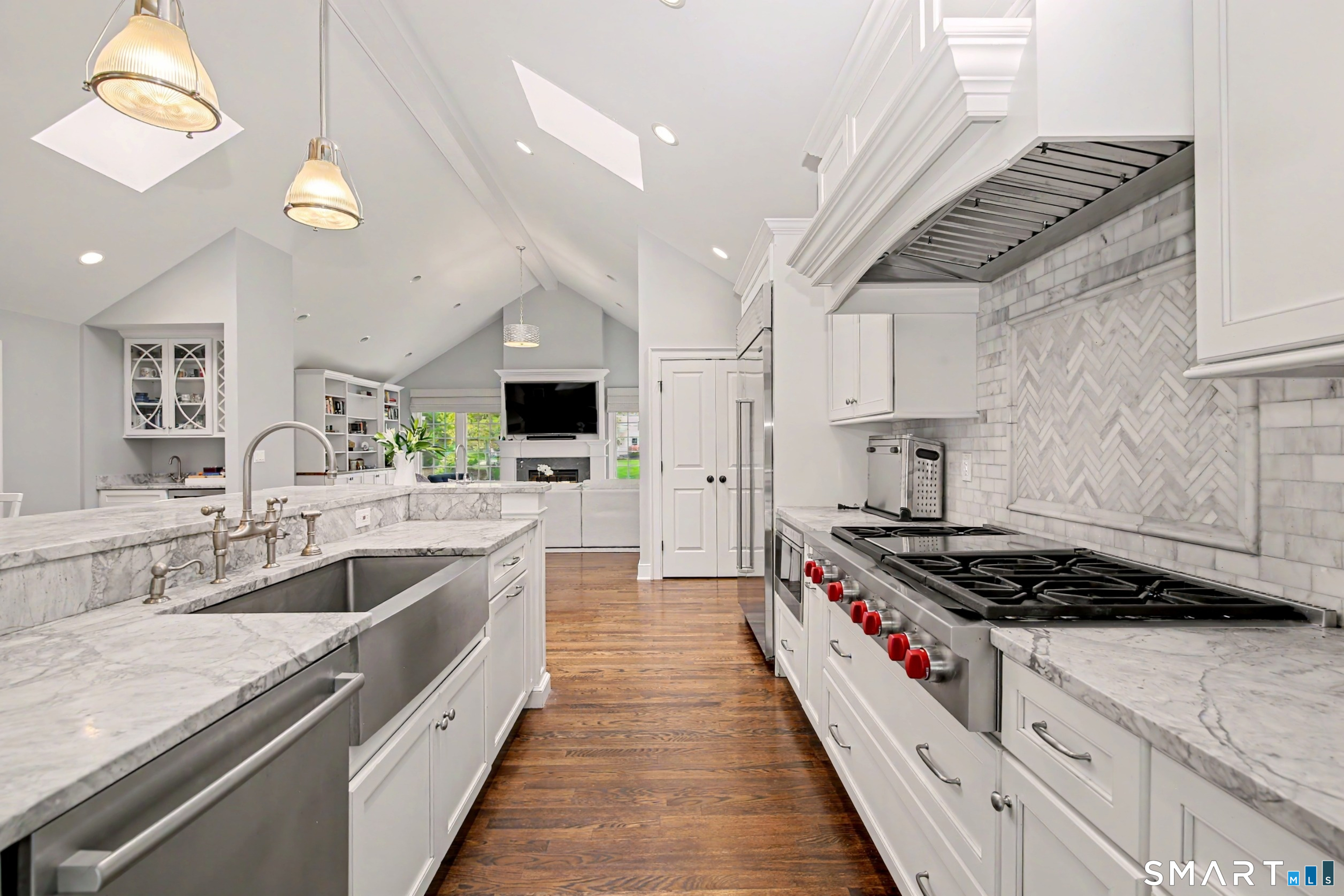 14 Deerfield Road Darien, CT 06820 - Photo 14 of 35