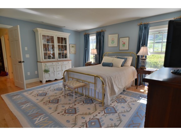 34 Bunker Road New London, NH 03257 - Photo 15 of 23