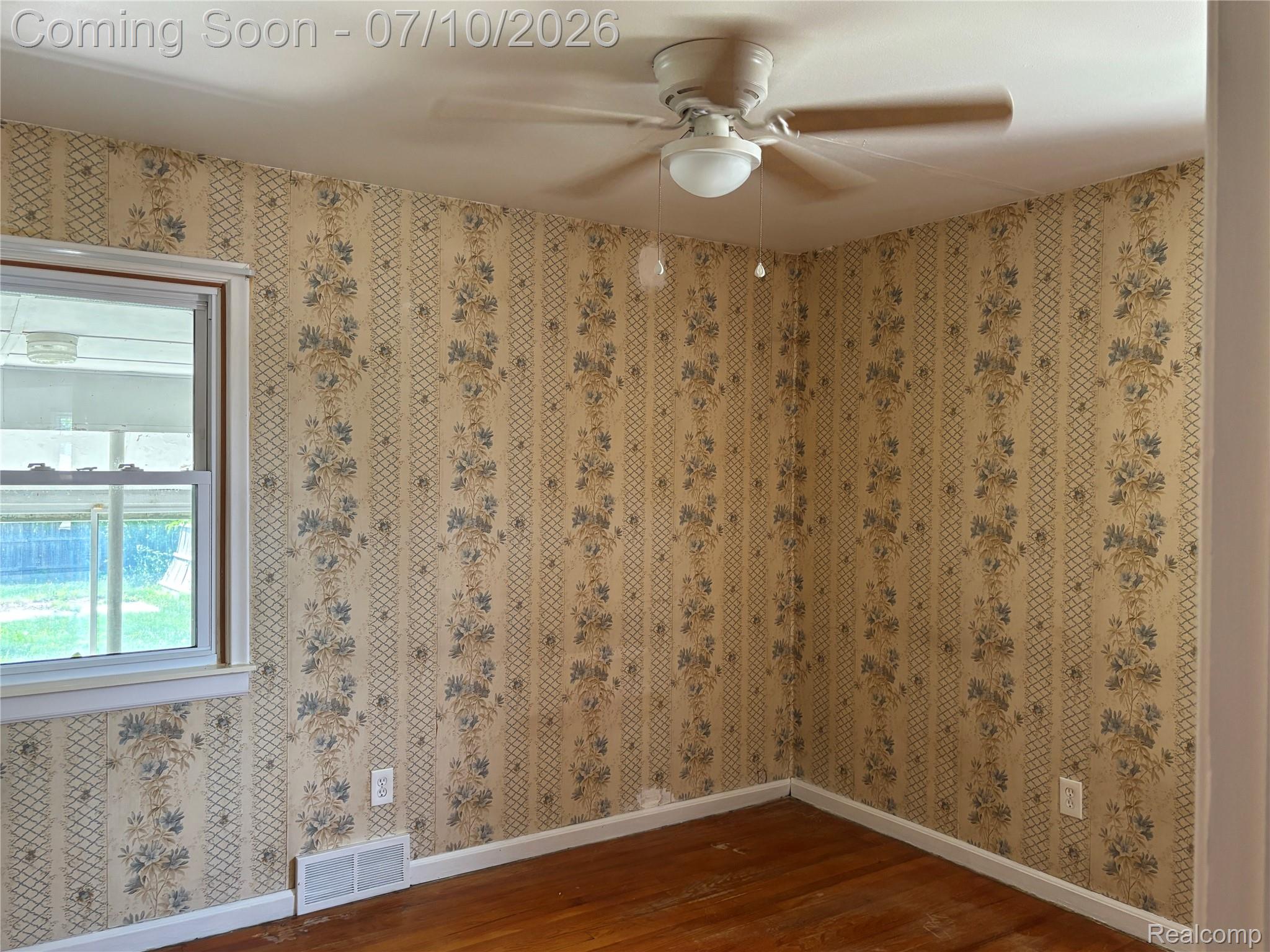 17588 Quarry Road Riverview, MI 48193 - Photo 15 of 17 IMG_4007.JPG
